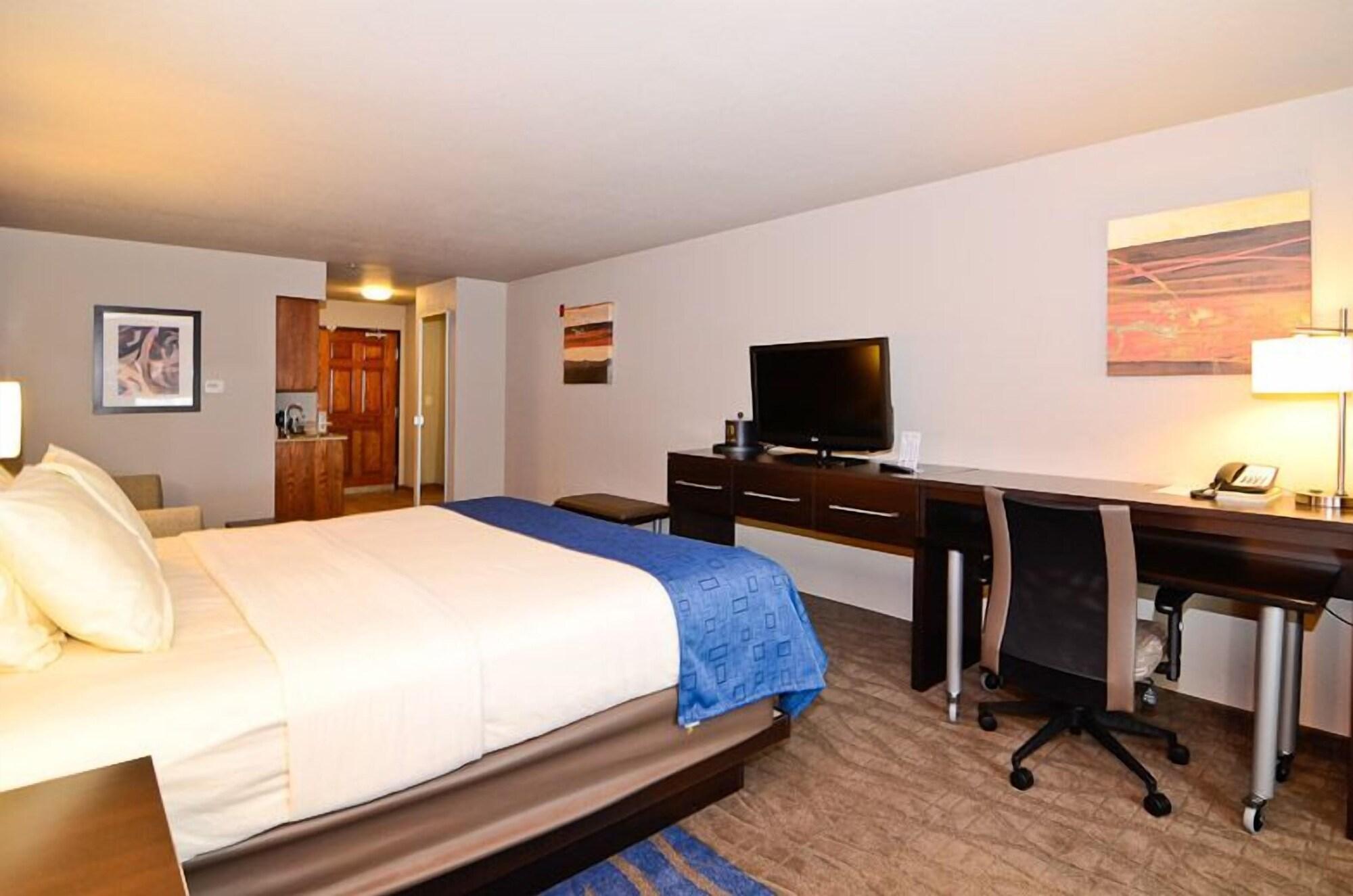 Astoria Extended Stay & Event Center Dickinson Exterior photo